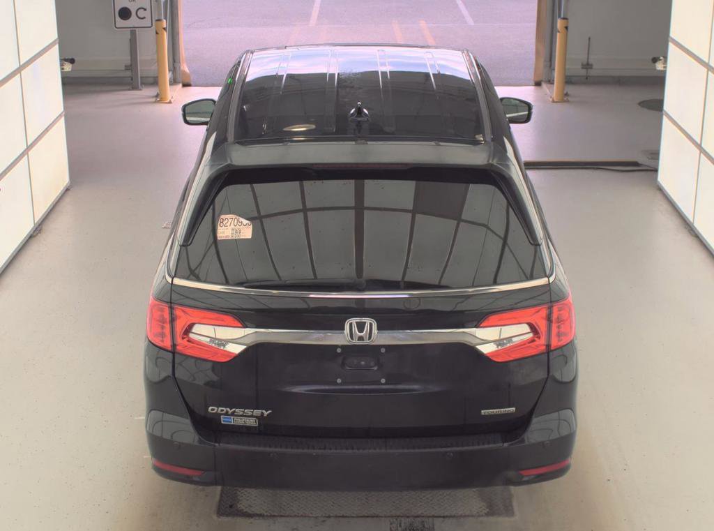 Used 2018 Honda Odyssey Touring image 8