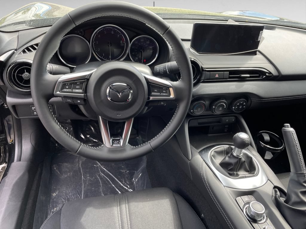 New 2026 MAZDA MX-5 Miata Club w/ Appearance Package RWD image 8
