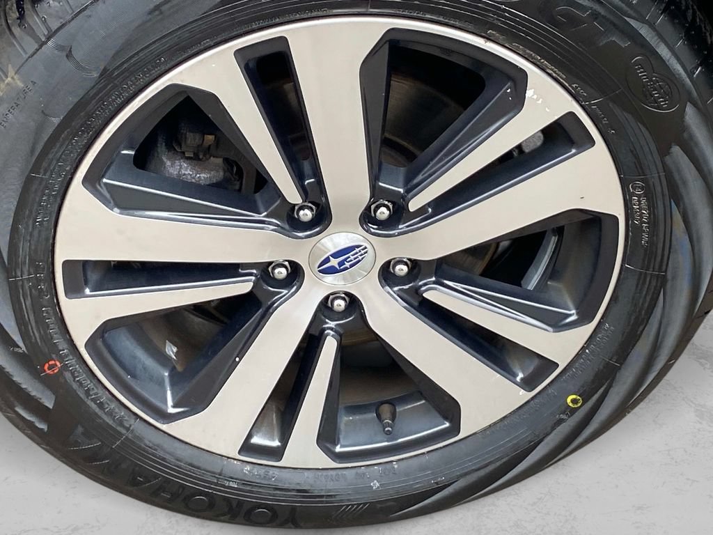 Used 2019 Subaru Outback 2.5i Limited AWD/4WD image 28