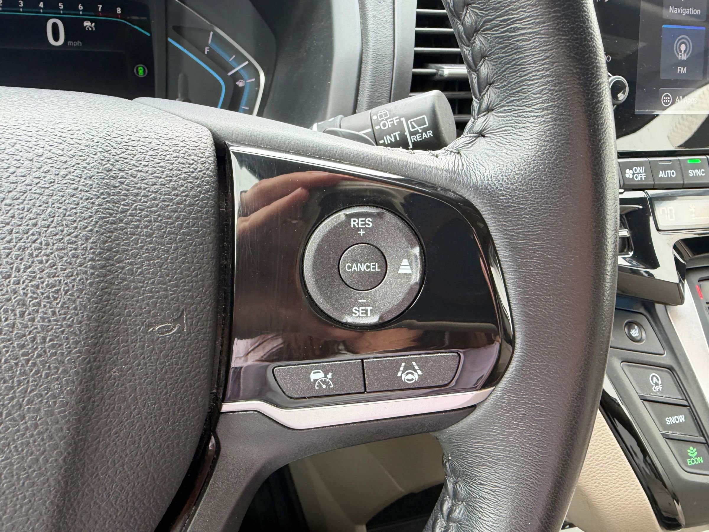 Used 2023 Honda Odyssey Touring image 14