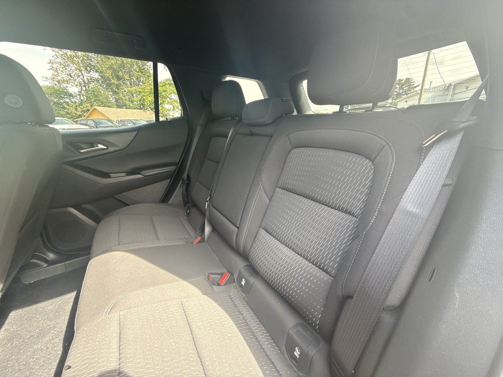Used 2026 Chevrolet Equinox LT AWD/4WD image 27