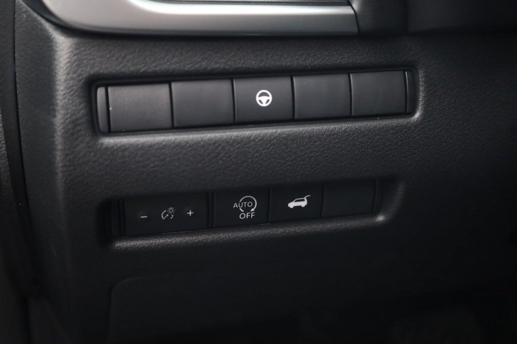 New 2026 Nissan Rogue SV w/ Cold Weather Package AWD/4WD image 12