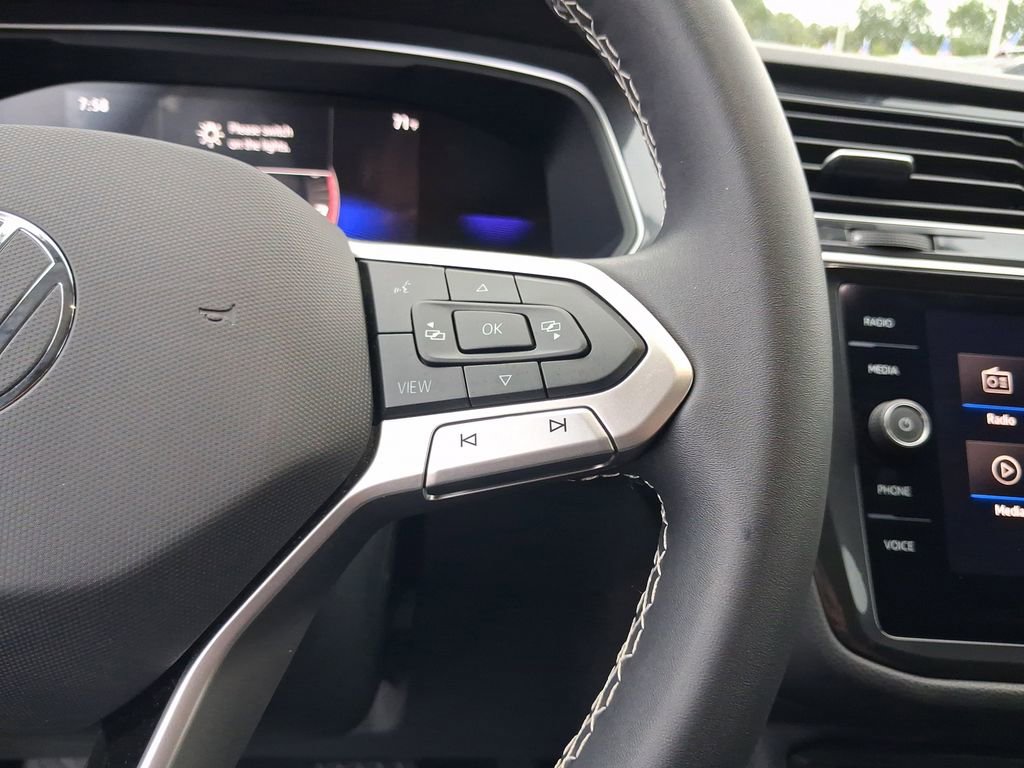 Used 2024 Volkswagen Tiguan S image 19