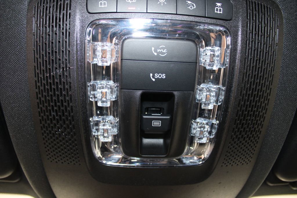 Used 2025 Mercedes-Benz GLS 450 4MATIC image 55