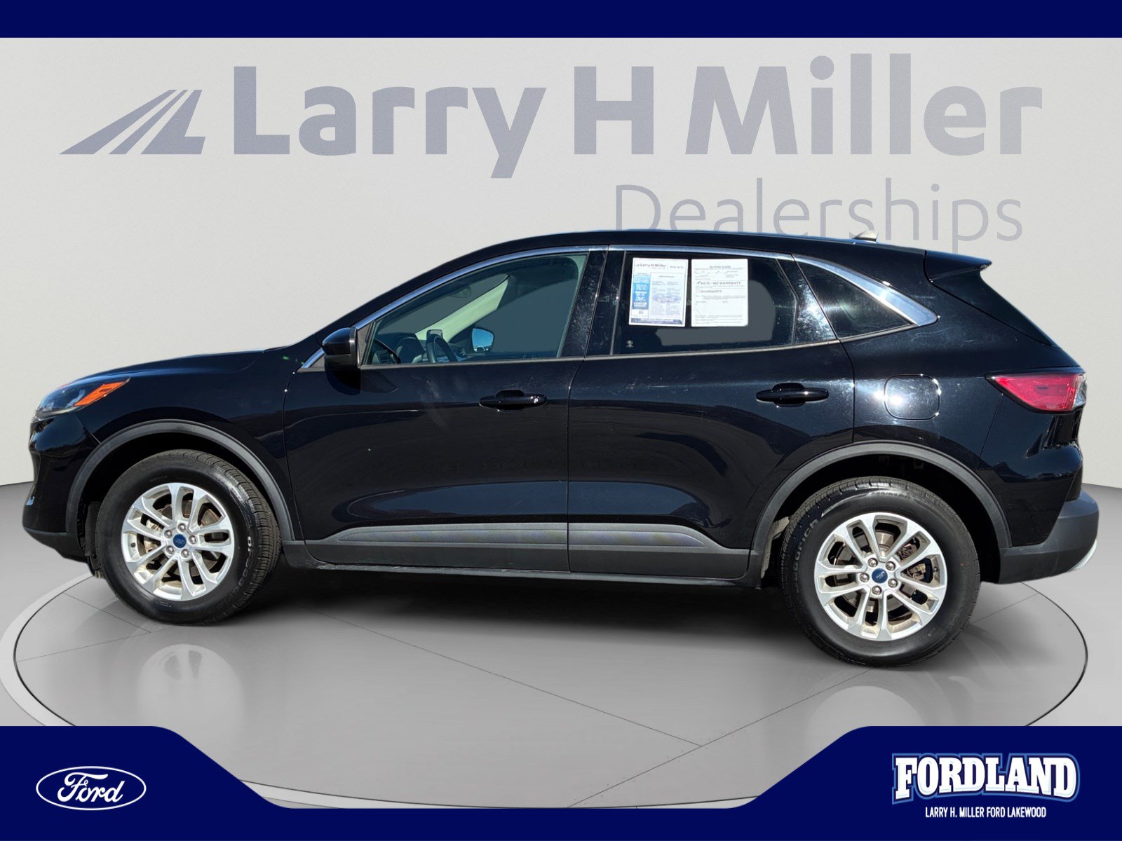 Used 2020 Ford Escape SE AWD/4WD image 2