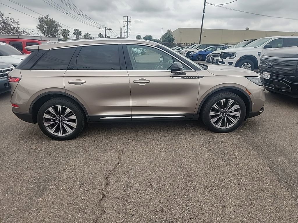 Used 2020 Lincoln Corsair Reserve FWD image 16