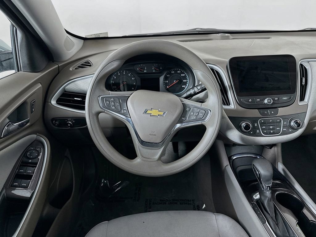 Used 2024 Chevrolet Malibu LT image 28