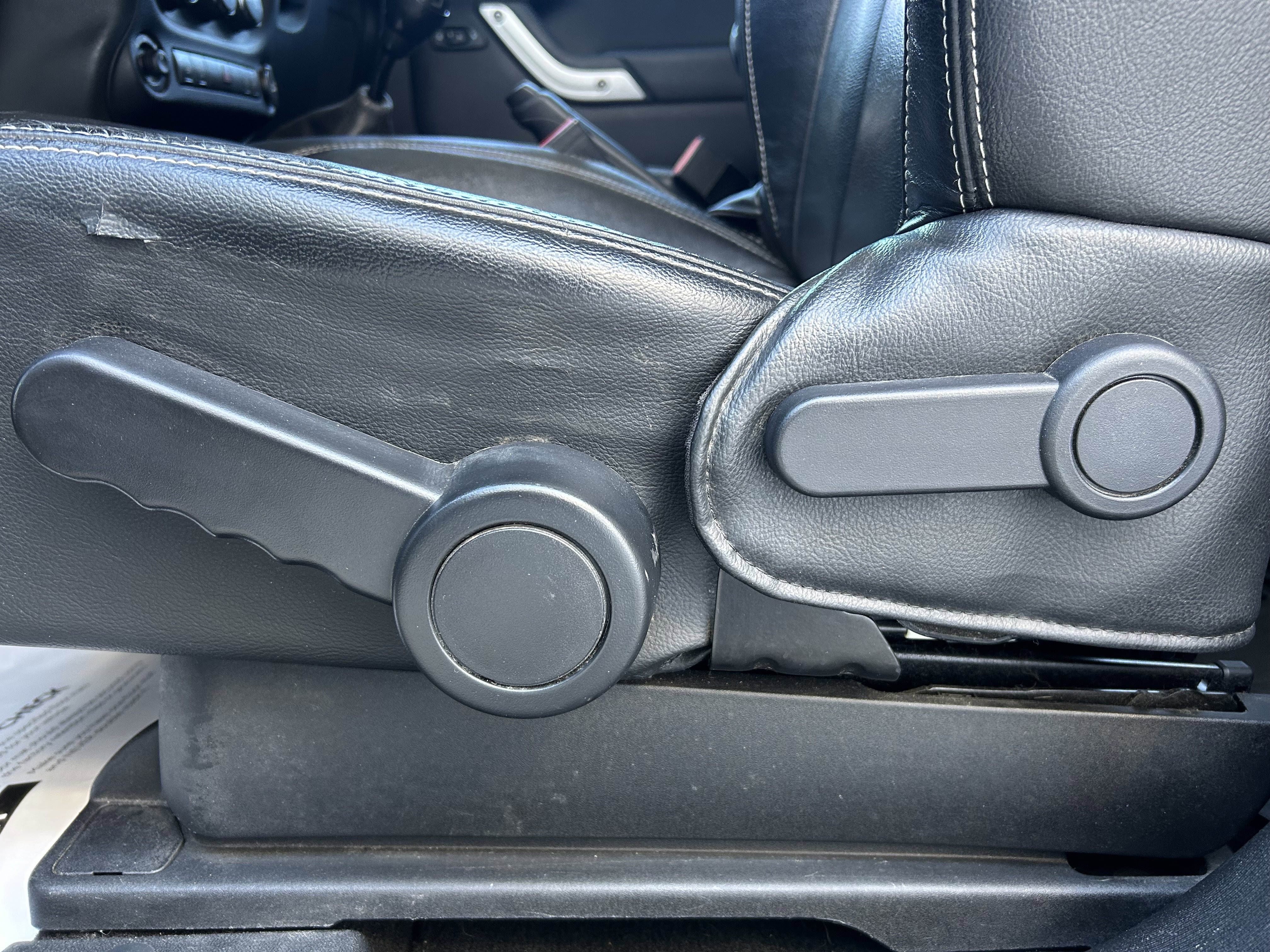 Used 2013 Jeep Wrangler Sahara w/ Dual Top Group image 15