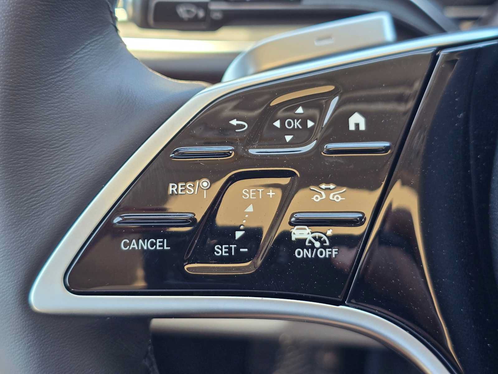 New 2026 Mercedes-Benz GLE 450e 4MATIC image 34