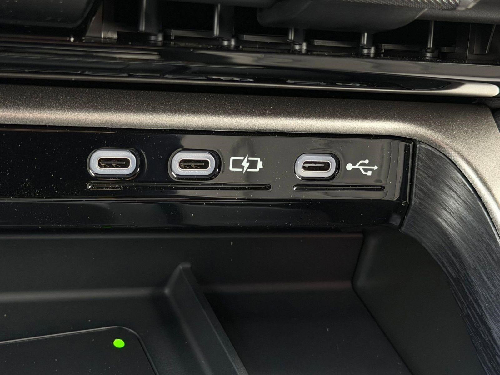 New 2026 Lexus TX 500h AWD image 30