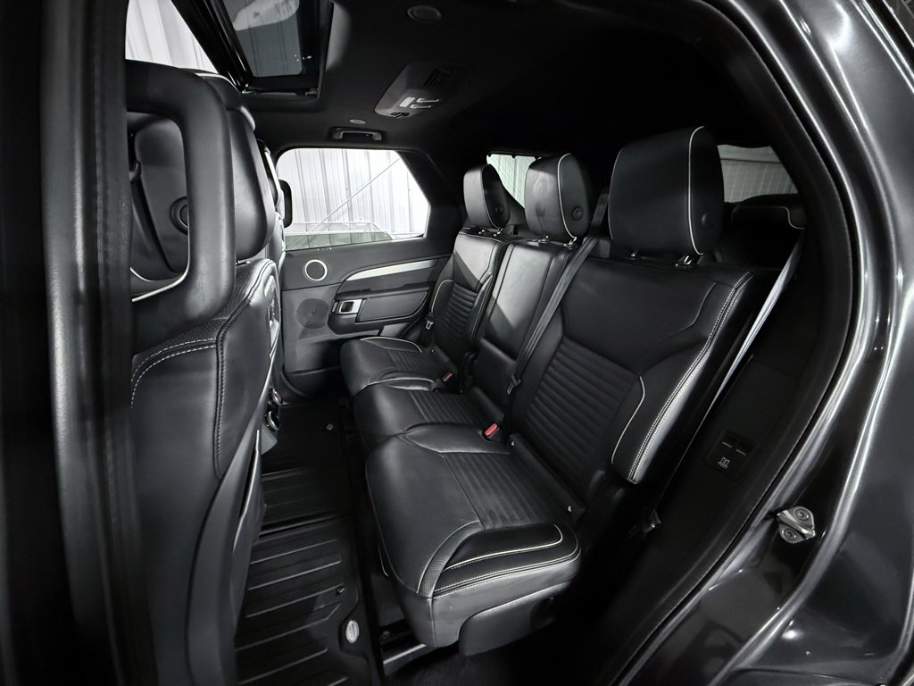 Used 2022 Land Rover Discovery HSE R-Dynamic image 22