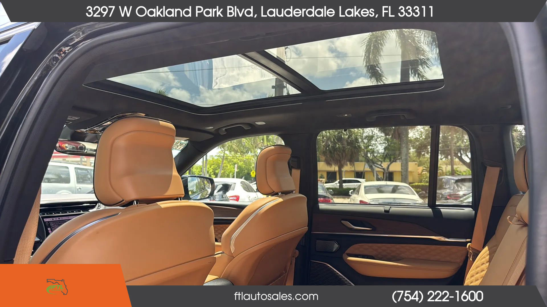 Used 2022 Jeep Grand Cherokee Summit w/ Luxury Tech Group V image 35