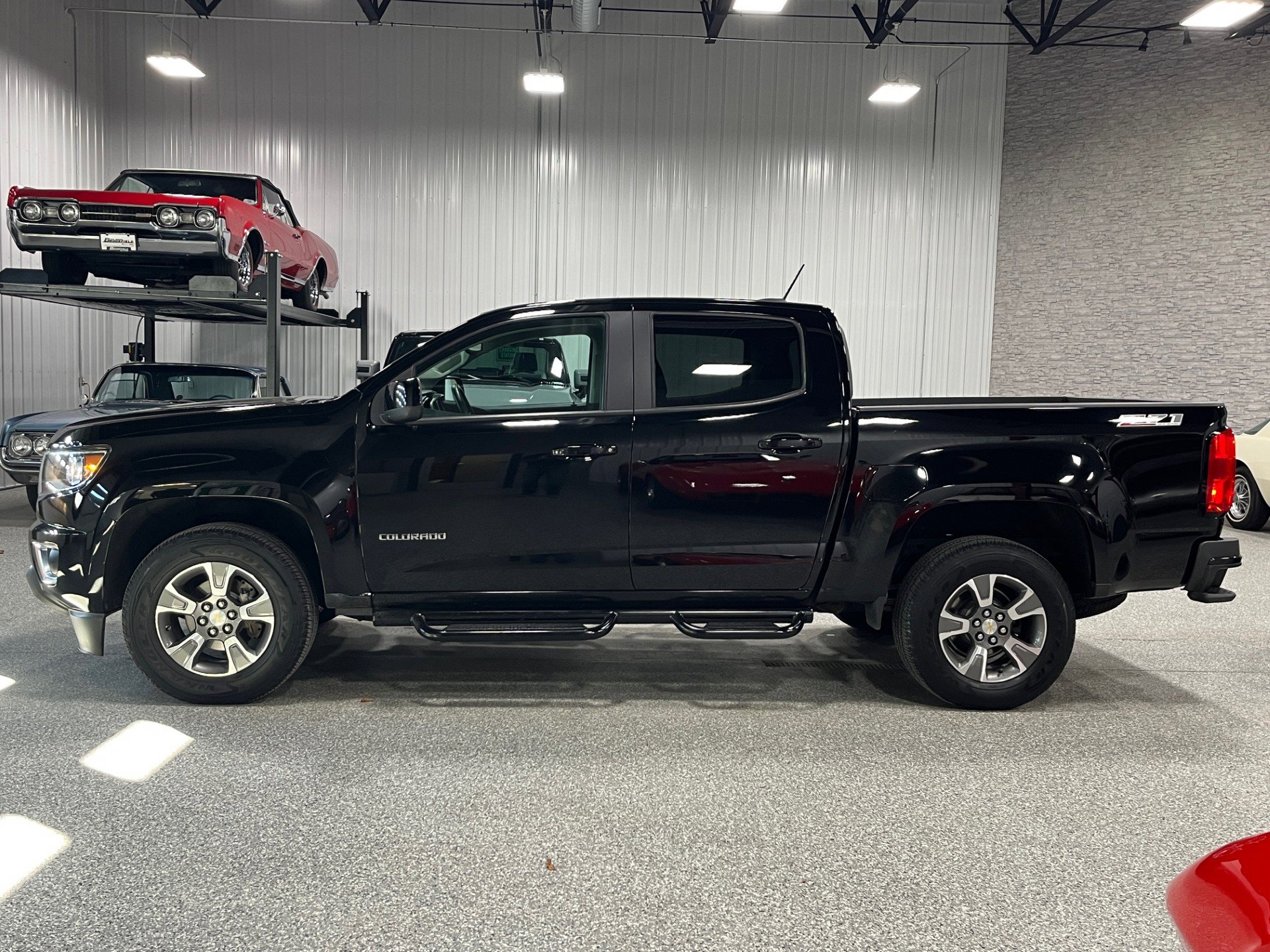 Used 2016 Chevrolet Colorado Z71 image 2