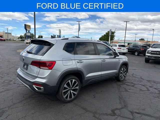 Used 2022 Volkswagen Taos SE FWD image 6