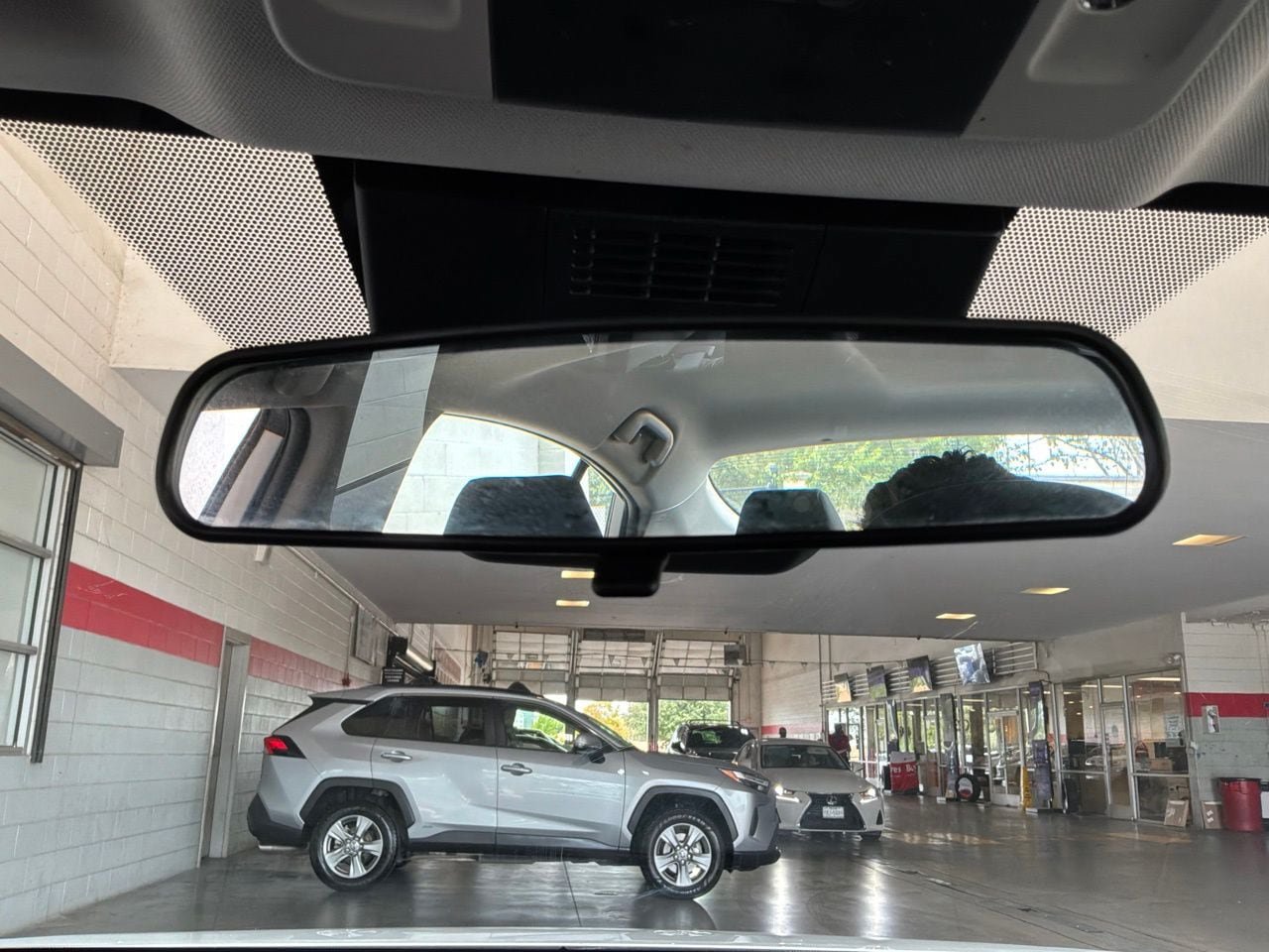 Used 2025 Toyota Camry LE FWD image 19