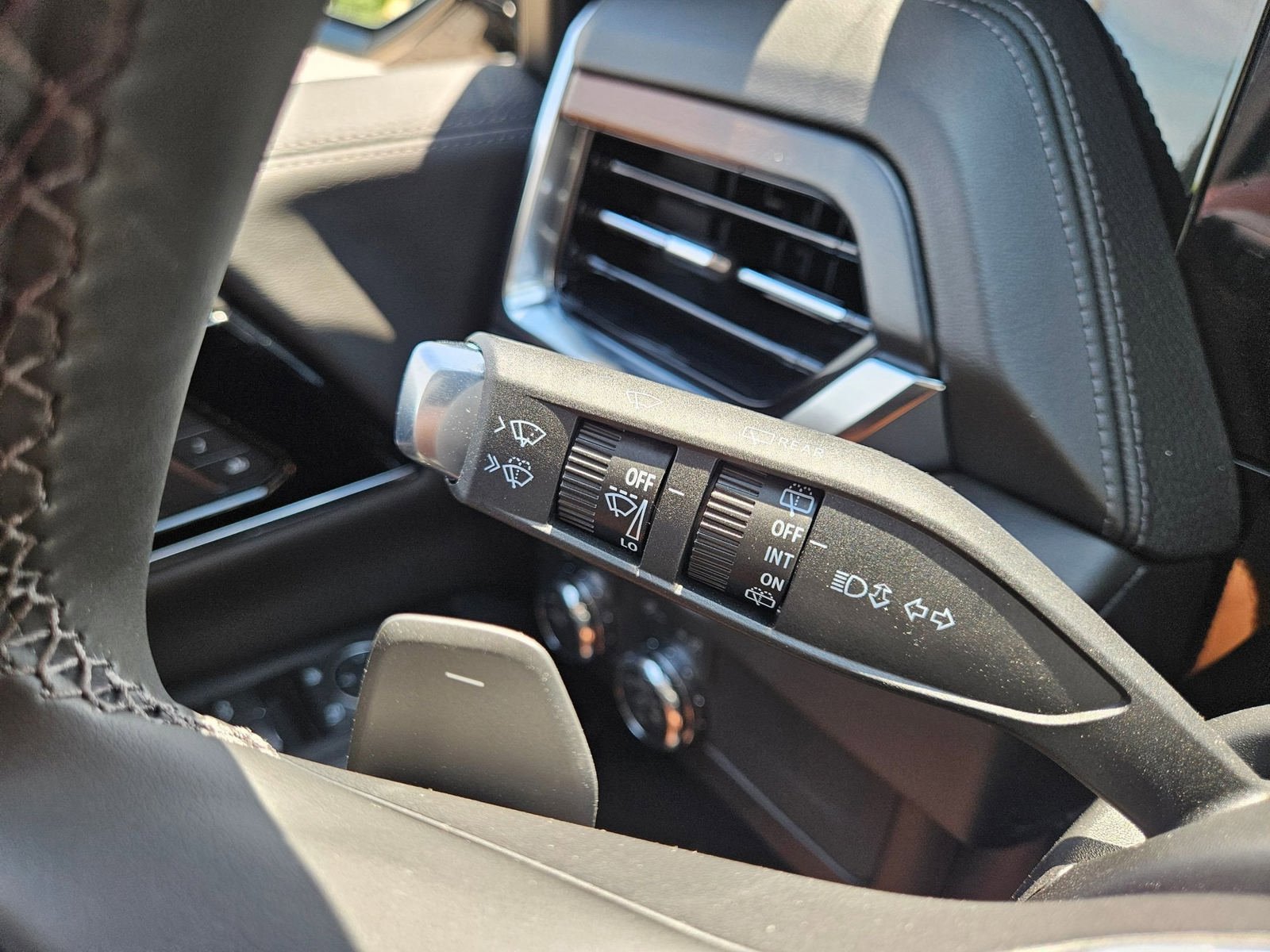 New 2026 GMC Yukon Denali AWD/4WD image 14