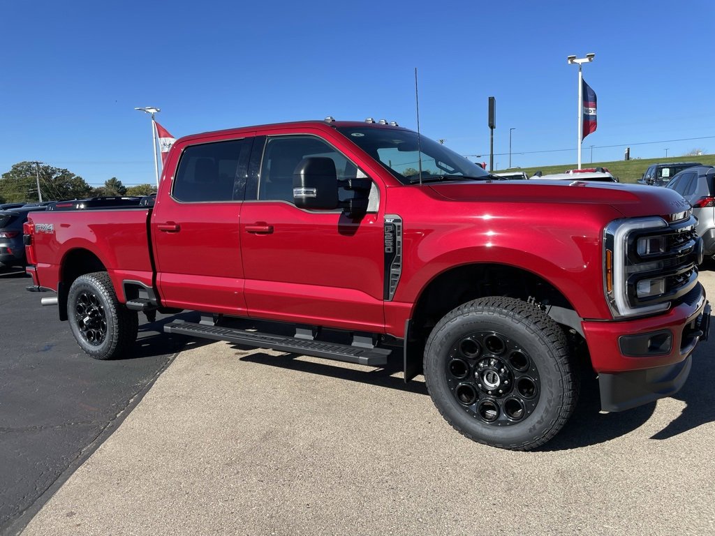 Used 2024 Ford F250 XLT w/ Black Appearance Package image 2