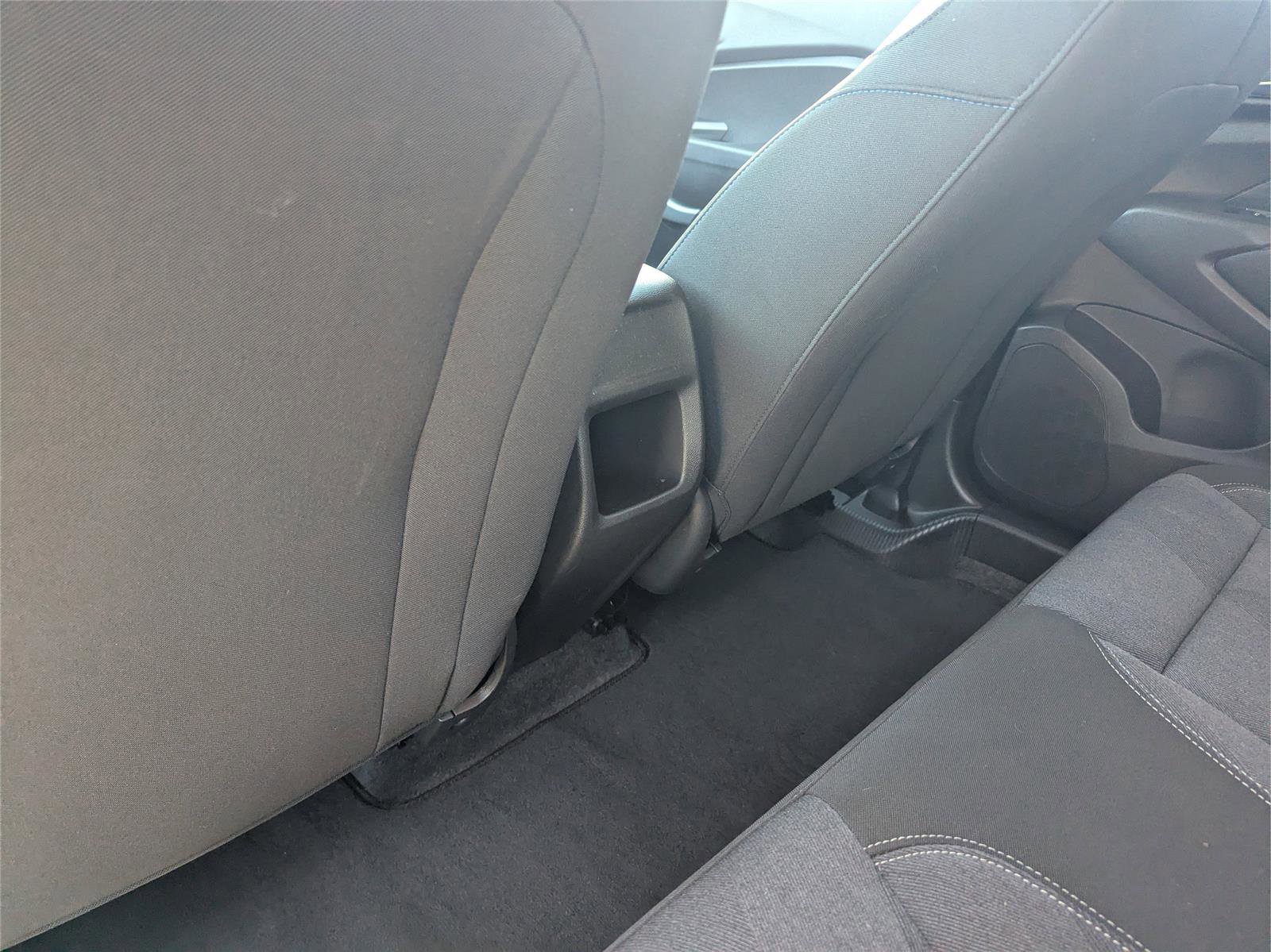 Used 2025 Chevrolet Trax LS w/ LS Convenience Package image 16