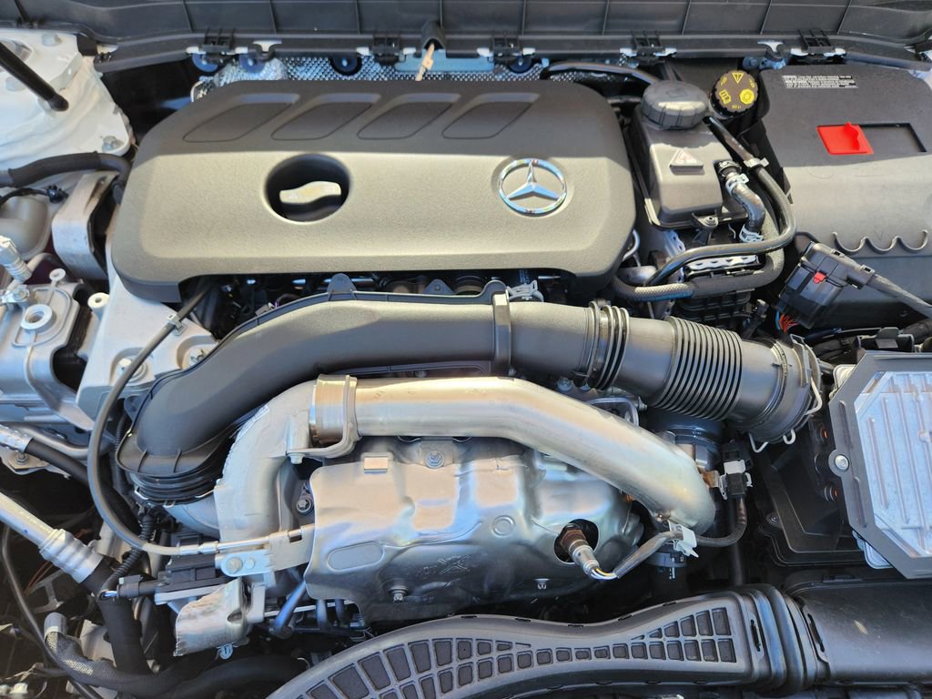 New 2026 Mercedes-Benz GLB 250 4MATIC image 30