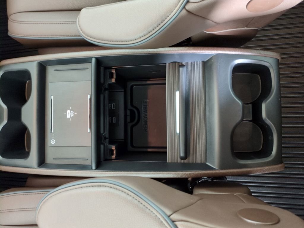 Used 2026 Honda Odyssey Touring image 25