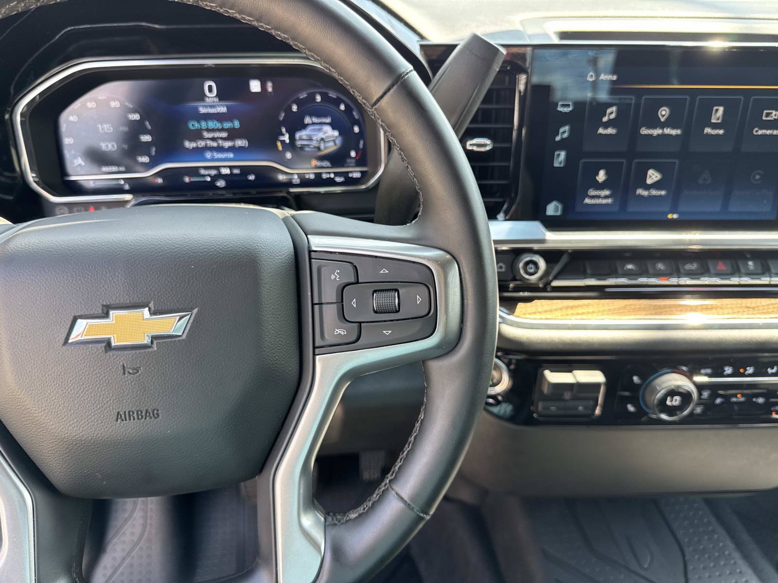 Used 2023 Chevrolet Silverado 1500 LT RWD image 23