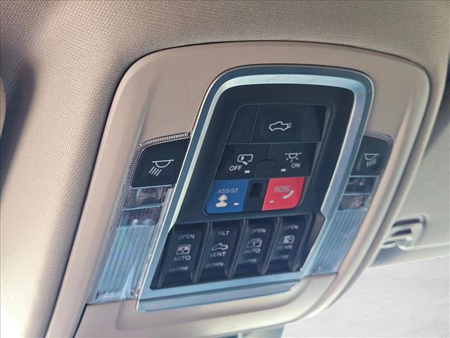 Used 2022 RAM 1500 Laramie w/ Laramie Southwest Edition RWD image 19