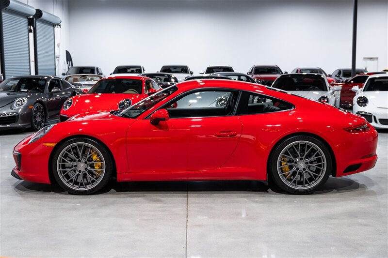 Used 2017 Porsche 911 Carrera S RWD image 3