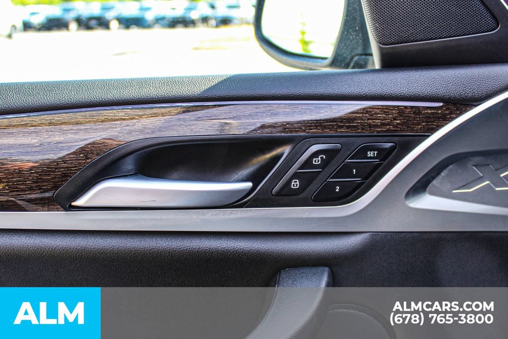 Used 2025 BMW X4 xDrive30i AWD/4WD image 39