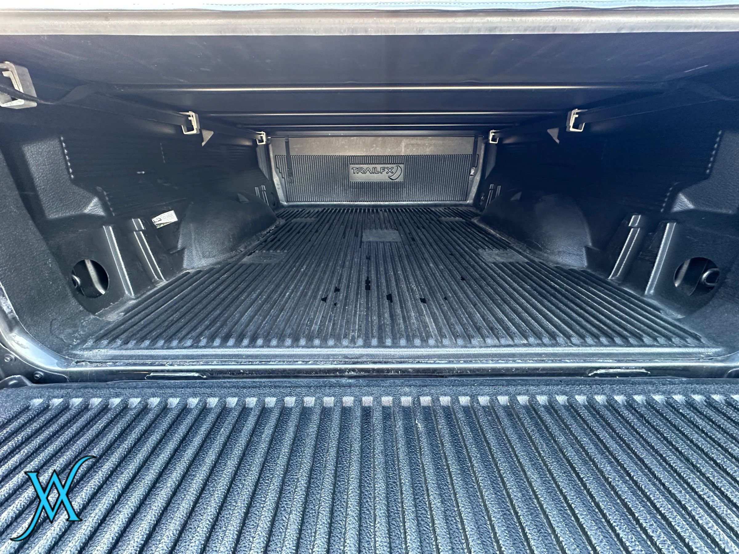 Used 2020 RAM 1500 Laramie AWD/4WD image 39