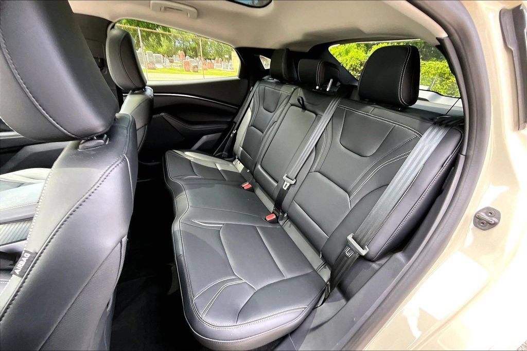 Used 2025 Ford Mustang Mach-E Premium AWD/4WD image 25