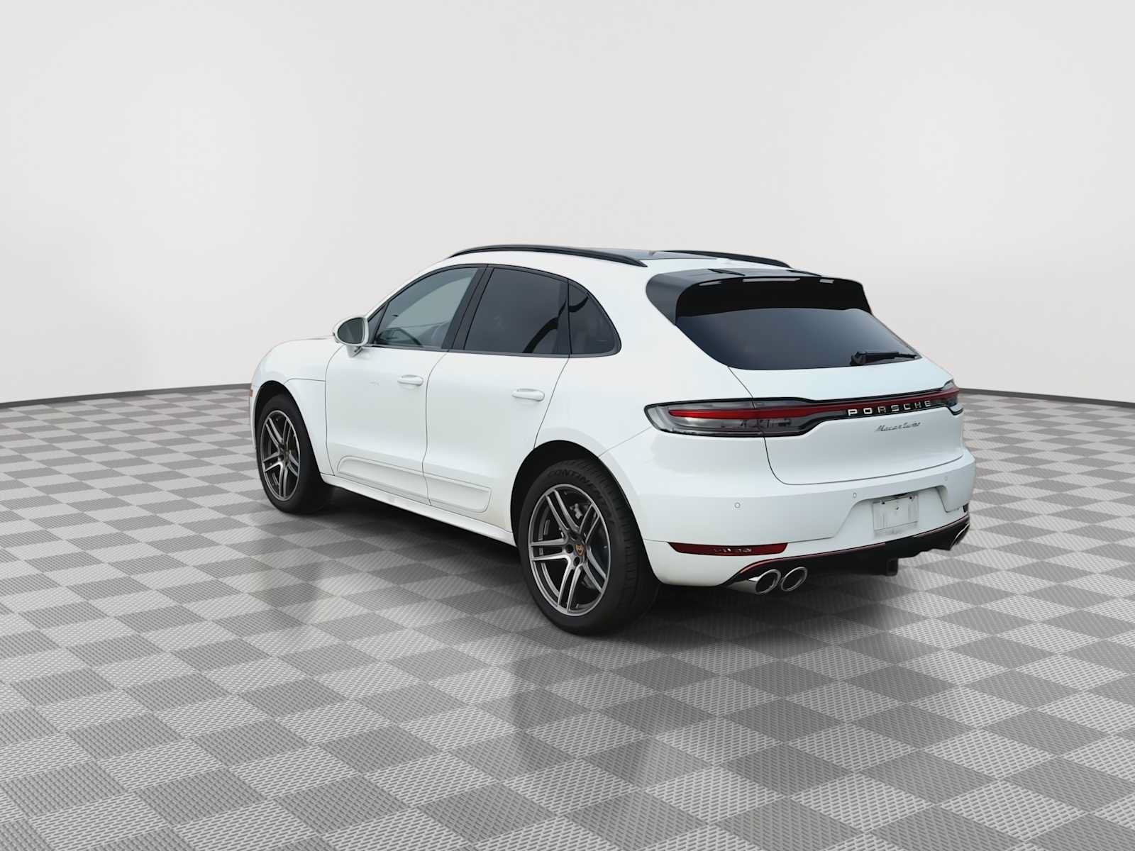 Used 2020 Porsche Macan Turbo AWD/4WD image 6