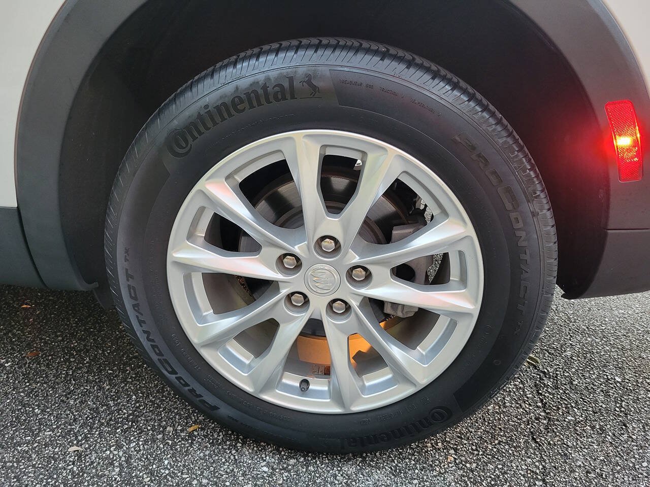 Used 2021 Buick Envision Preferred FWD image 13