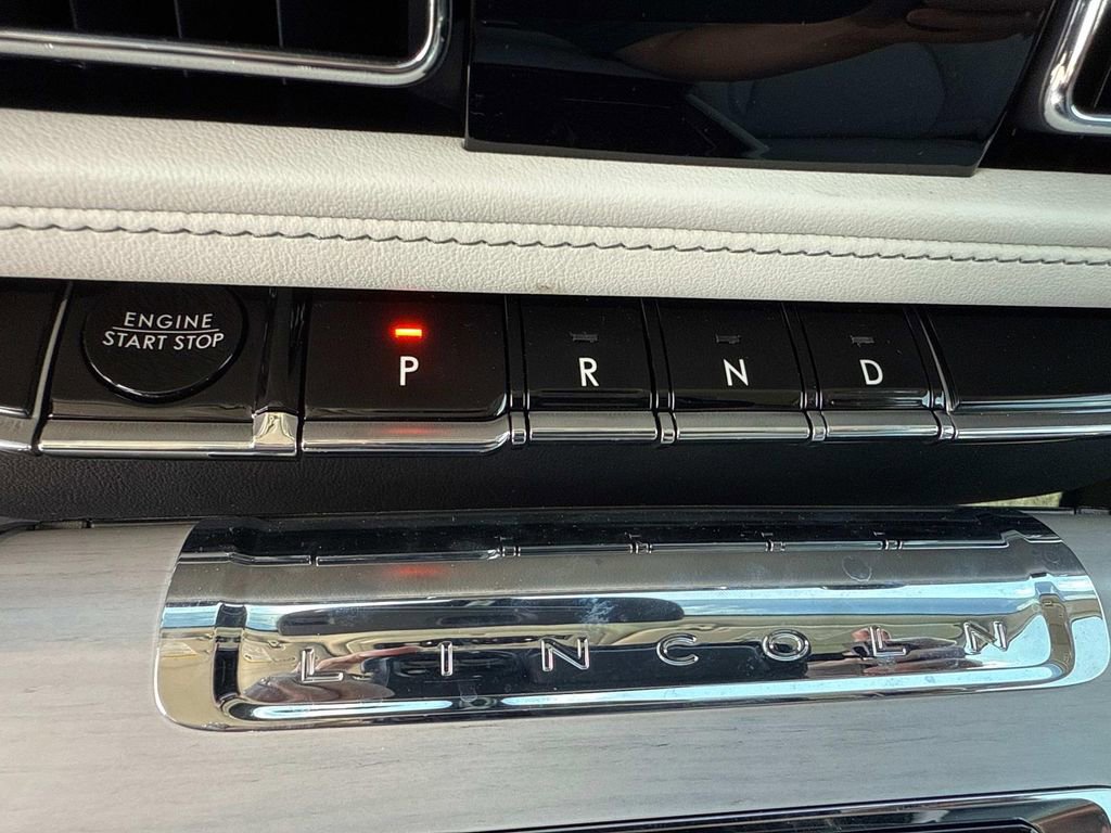 New 2025 Lincoln Aviator Reserve image 29