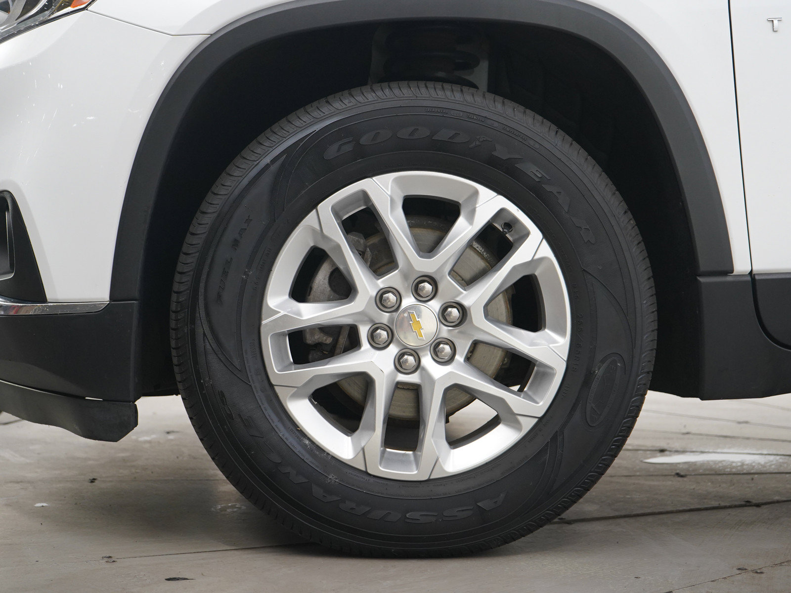 Used 2019 Chevrolet Traverse LT AWD/4WD image 31