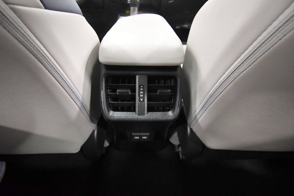 Used 2022 Lexus UX 250h w/ Premium Package AWD/4WD image 17