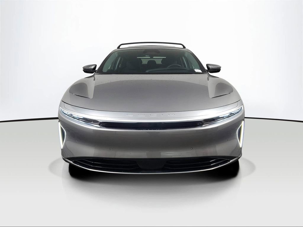 Used 2025 Lucid Air Pure image 2