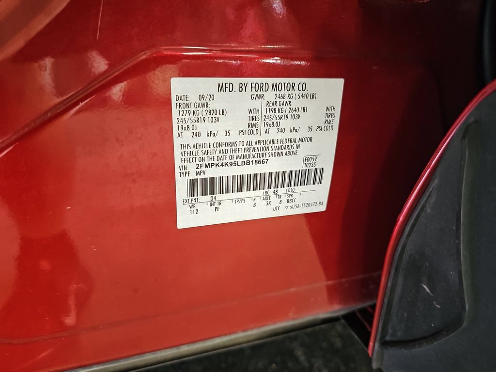 Used 2020 Ford Edge Titanium w/ Equipment Group 301A AWD/4WD image 98