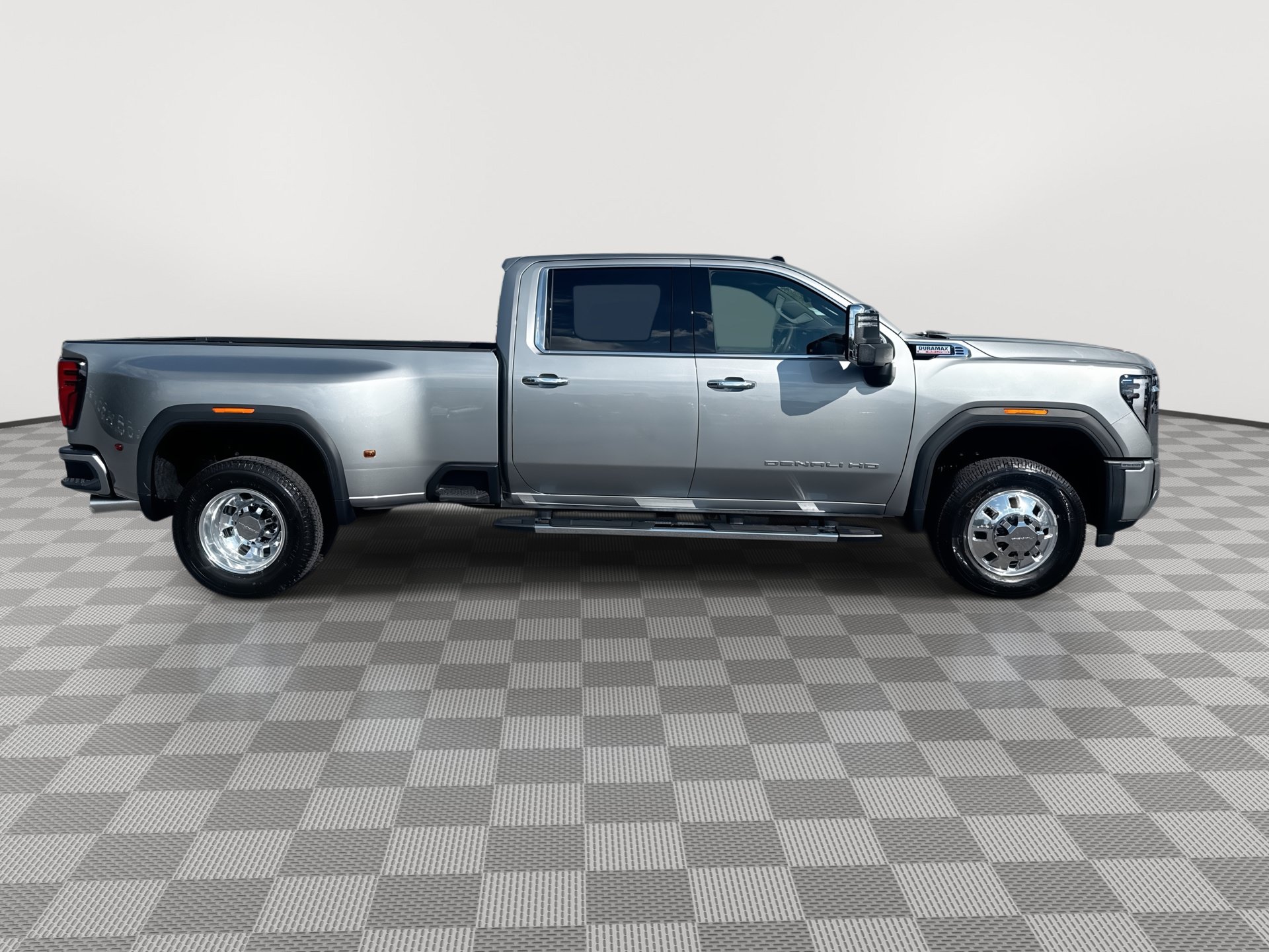 New 2026 GMC Sierra 3500 Denali w/ Denali Reserve Package AWD/4WD image 9