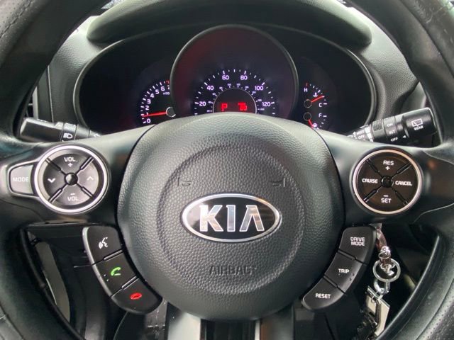 Used 2019 Kia Soul + FWD image 17