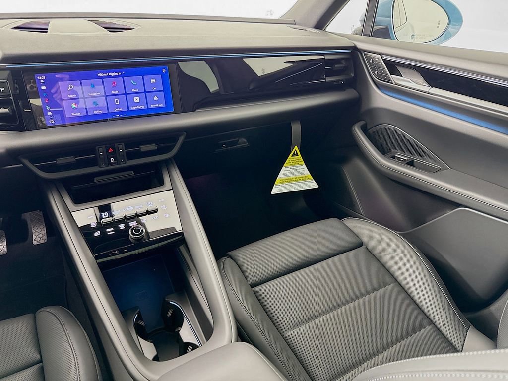 New 2026 Porsche Macan Electric image 26