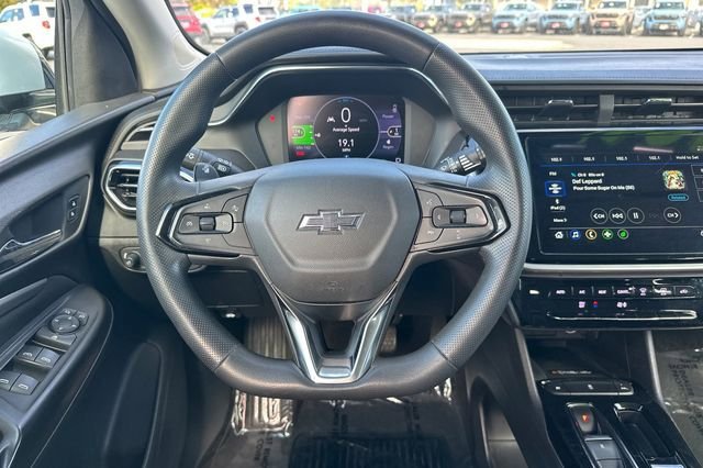 Used 2023 Chevrolet Bolt EUV LT image 16