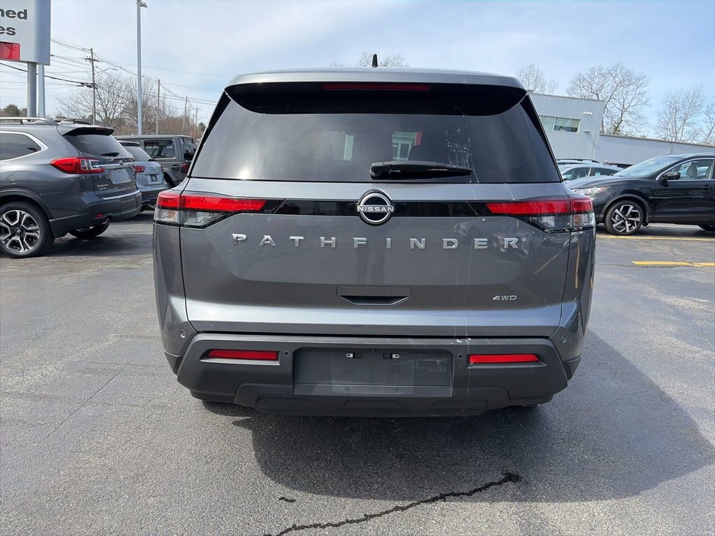 Certified 2024 Nissan Pathfinder S image 6