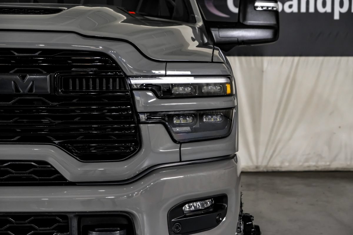 Used 2026 RAM 3500 Laramie AWD/4WD image 41