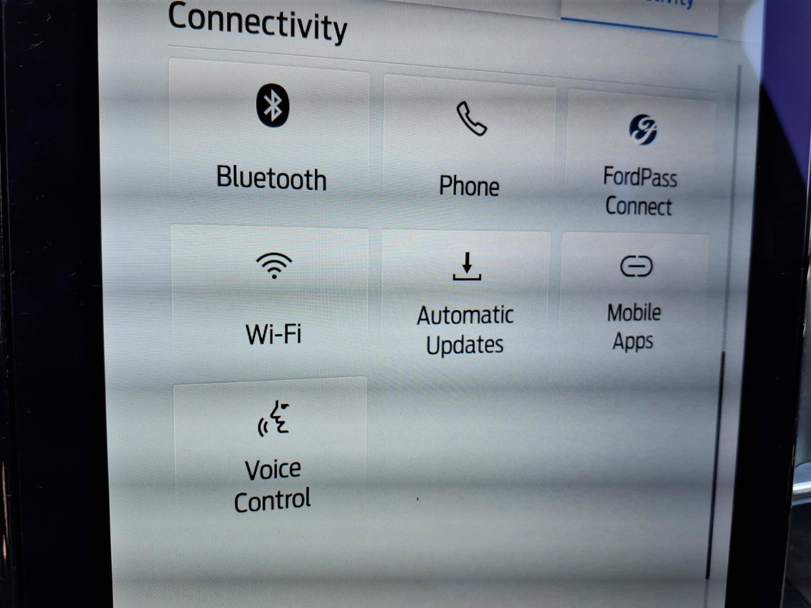 Used 2020 Ford Explorer Platinum w/ Premium Technology Package image 13