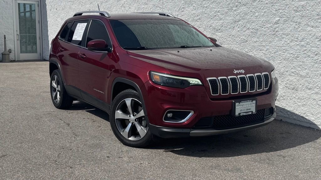 Used 2019 Jeep Cherokee Limited image 2