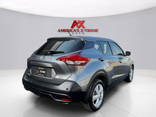 Used 2020 Nissan Kicks S image 5