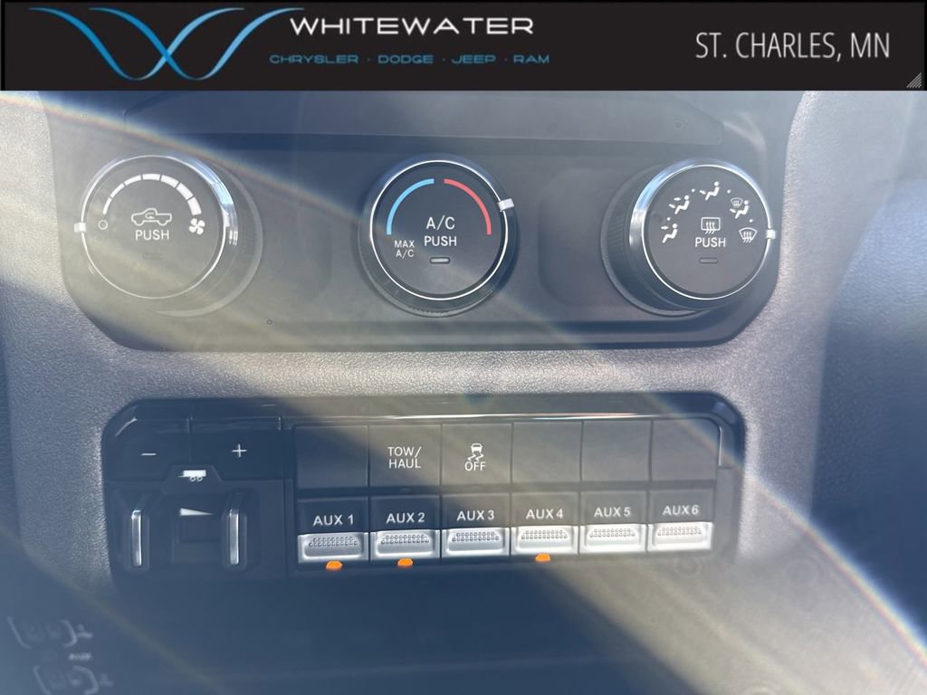 Used 2024 RAM 2500 Tradesman w/ Chrome Appearance Group image 15