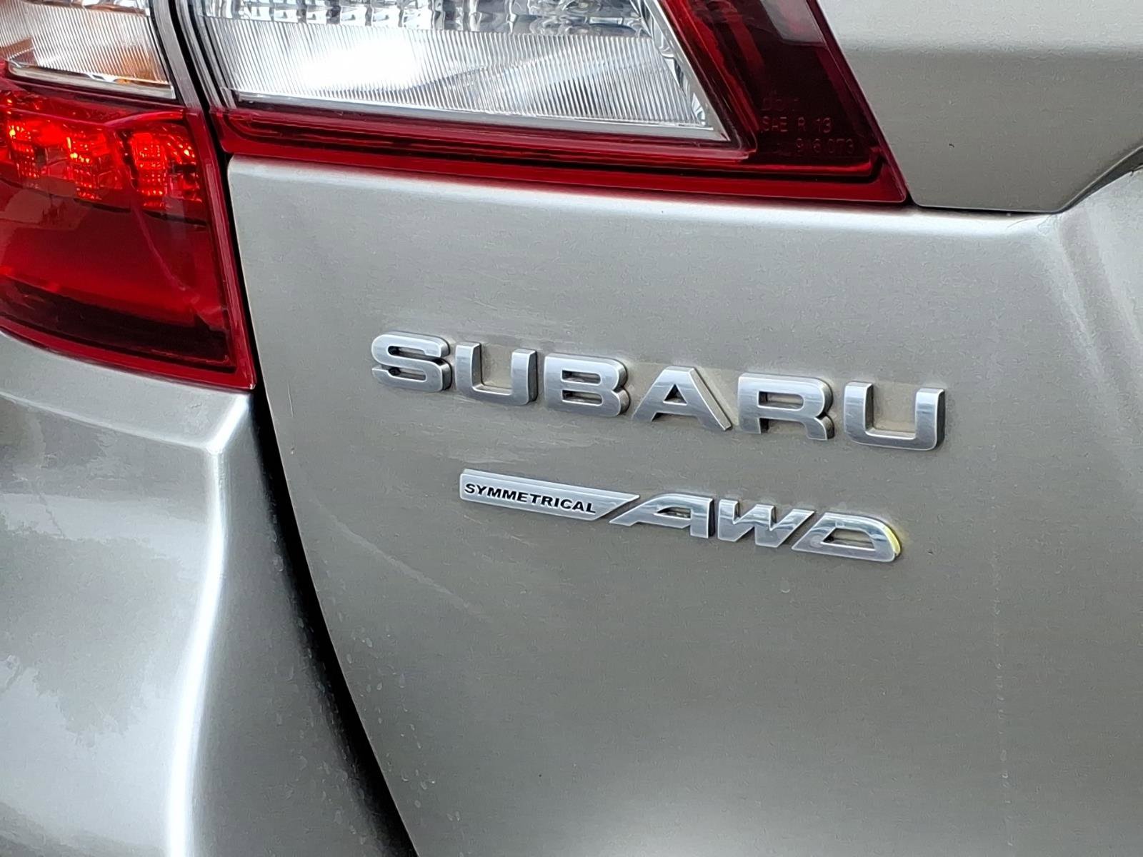 Used 2019 Subaru Outback 2.5i Limited image 10