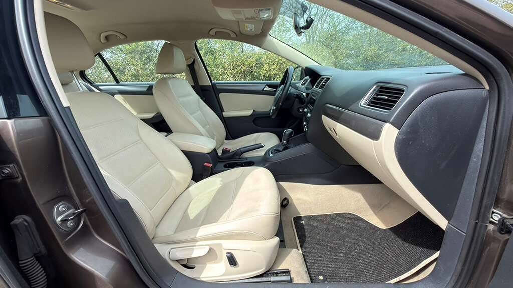Used 2013 Volkswagen Jetta TDI image 27