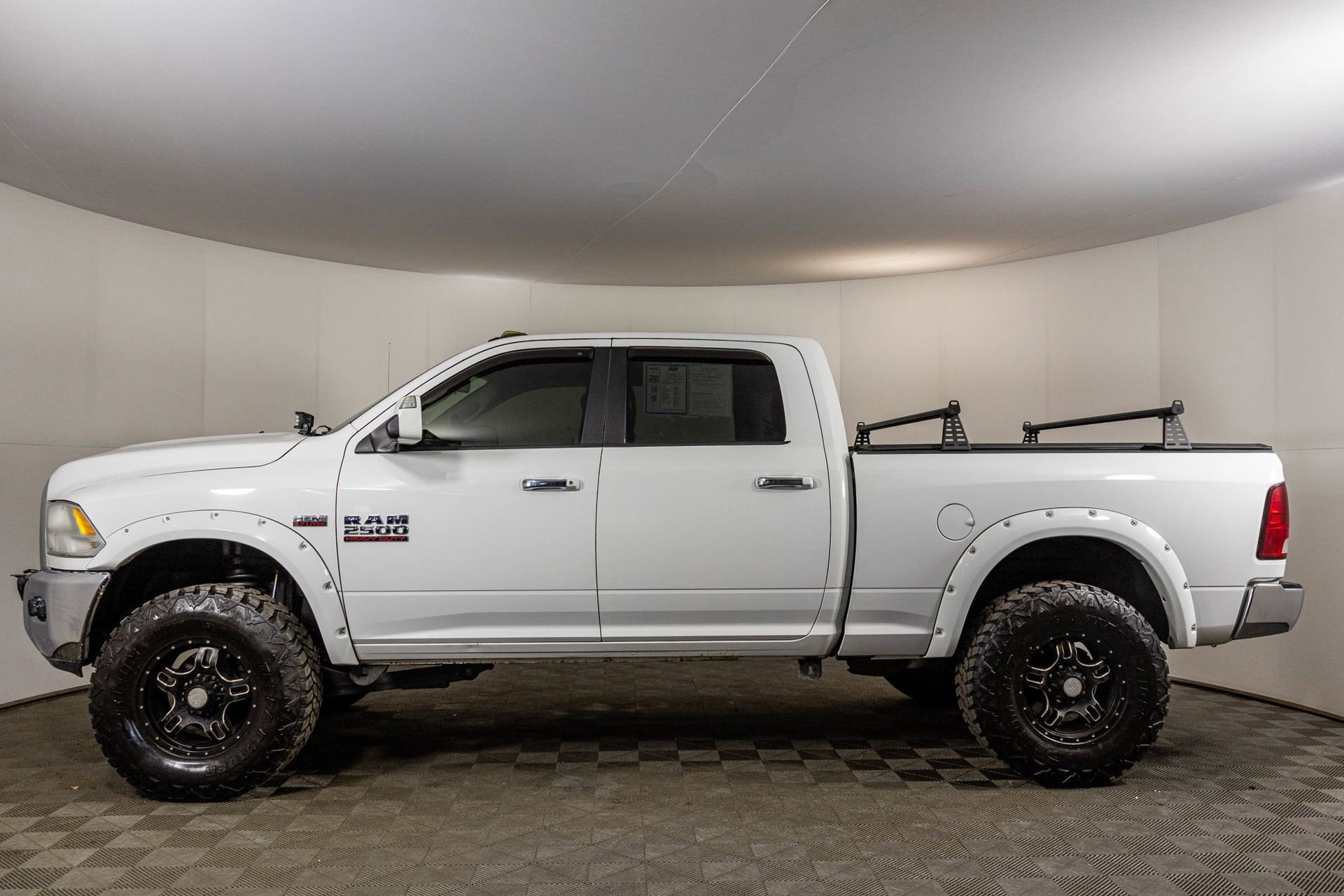 Used 2014 RAM 2500 SLT image 15